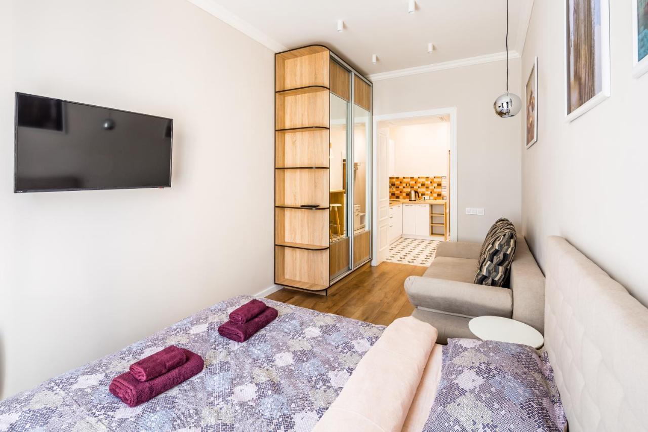 Квартира В Центрі З Дизайнерським Ремонтом Lviv Ngoại thất bức ảnh